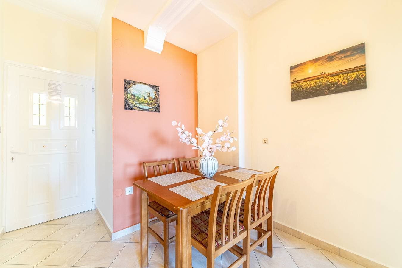 Foto 5 von 24: Ferienwohnung "Mazis Family Apartment" mit Meerblick, Balkon und WLAN