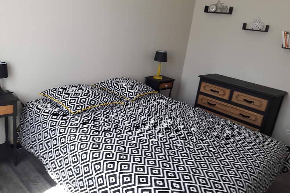 Just a stone's throw from Puys Beach and Dieppe, \"Le Titou\" Vacation Rental in Petit Caux Bracquem... 1