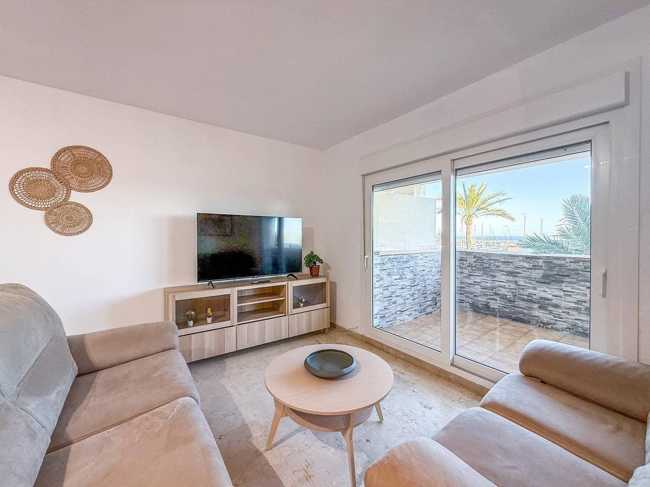 Foto 12 von 25: Duplex mit Meerblick und Pools in Estepona