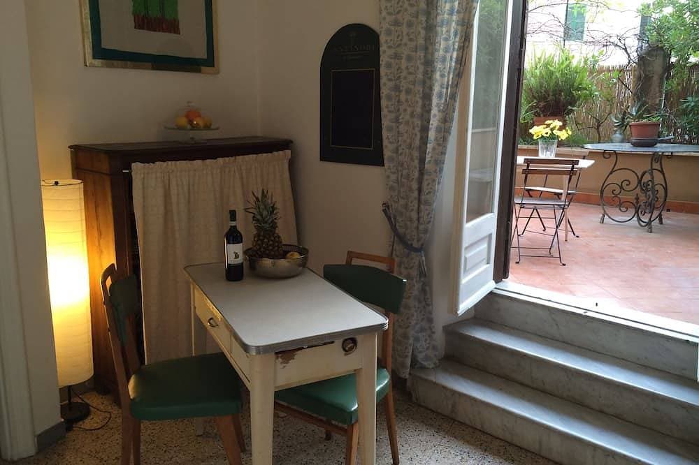Foto 13 von 25: Charming Studio Terrasse Vatikanischen Museen
