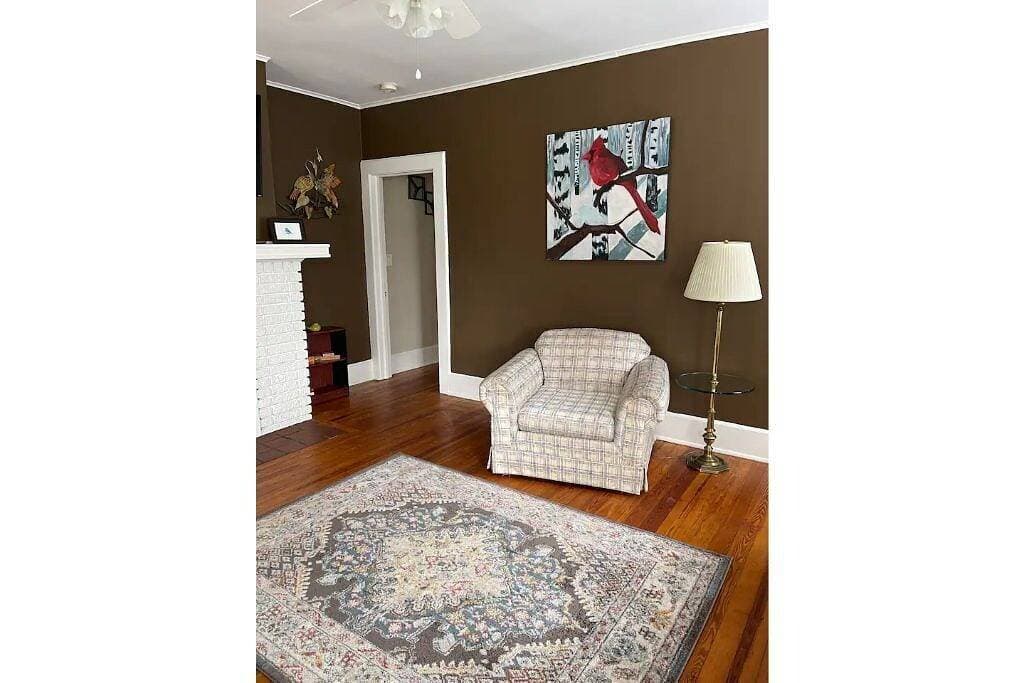 Spacious Murray Hill Getaway for One or Two 1