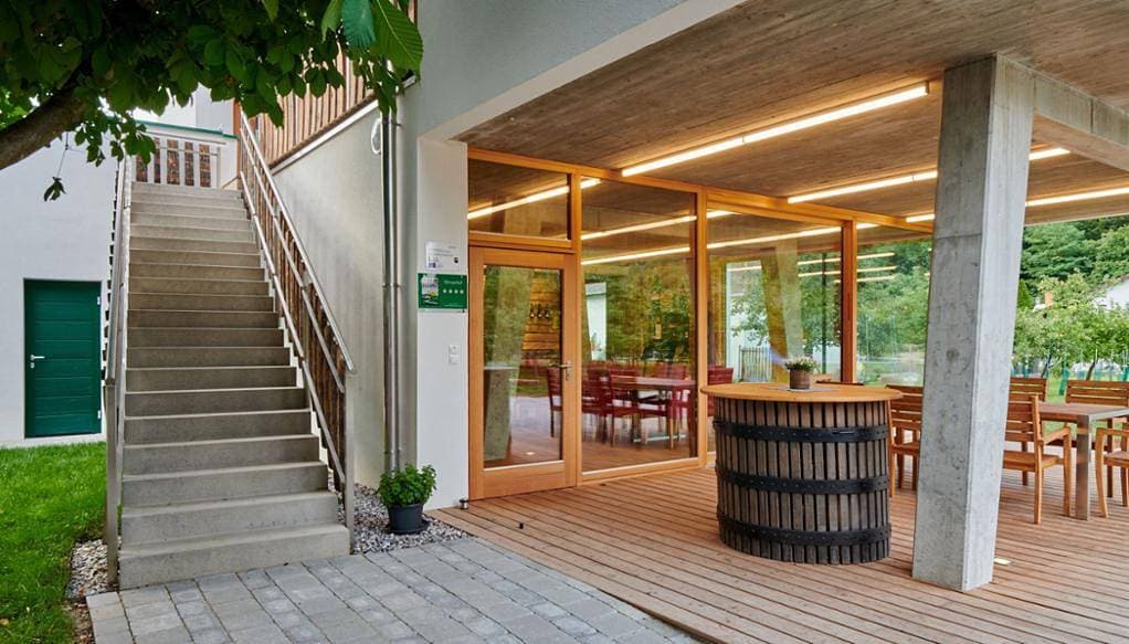 Foto 3 von 21: Ferienwohnungen Weinbau Eisenbock - Ferienwohnung Wechselberg
