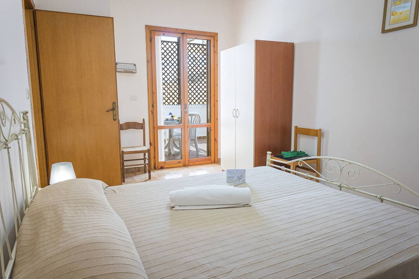 Foto 4 von 34: Torre Lapillo Apartment Sea View, 20m to Beach