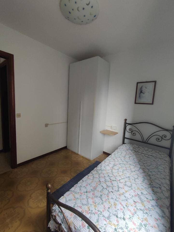 Foto 7 von 15: Two-Bedroom Apartment