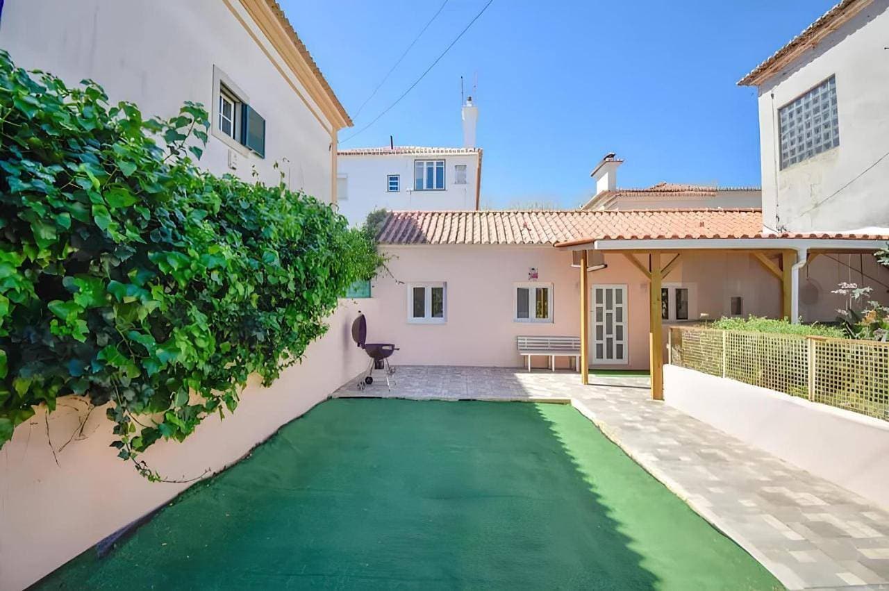 Casinha da Parede - 5 min from the beach 1