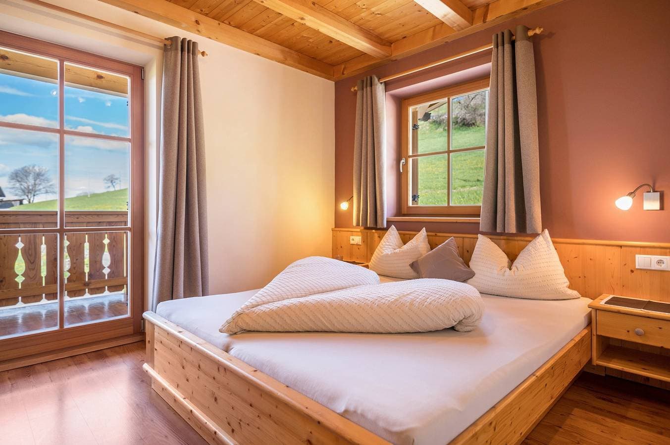 Foto 13 von 32: Ferienwohnung 'Ronsolhof Hauenstein' mit Bergblick, Gemeinschaftsgarten und WLAN