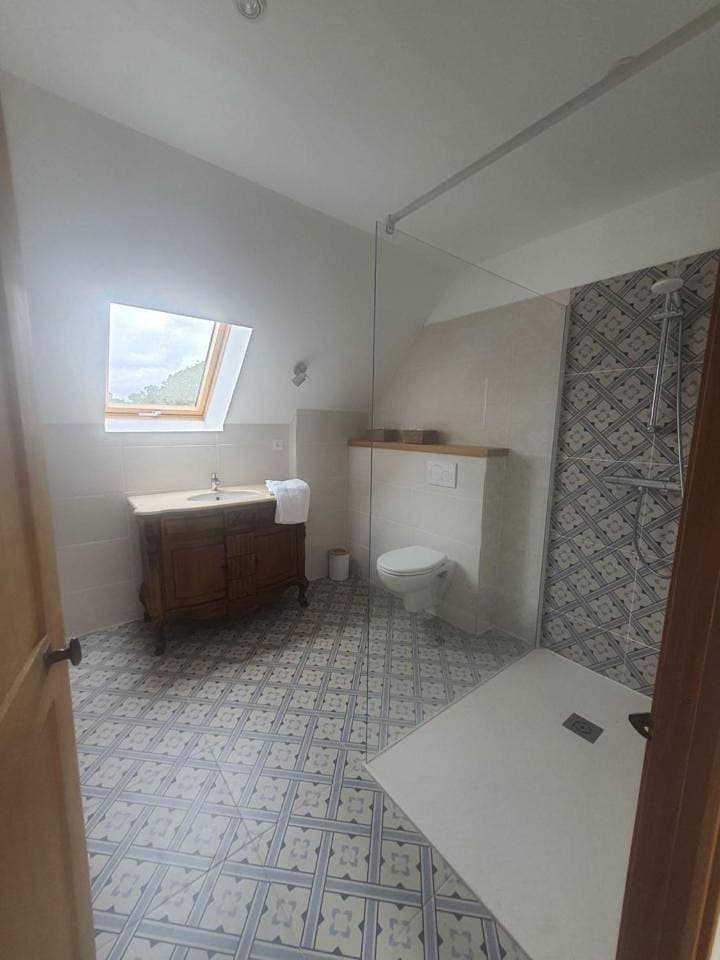 Foto 7 von 32: Three-Bedroom House