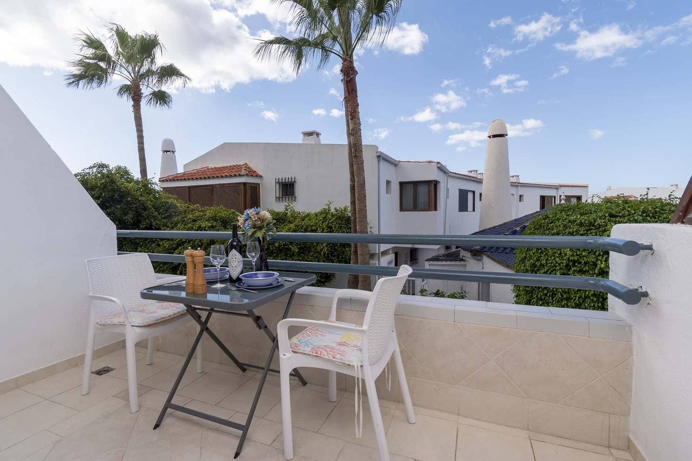 Foto 3 von 58: Ferienwohnung für 2 Personen mit Pool