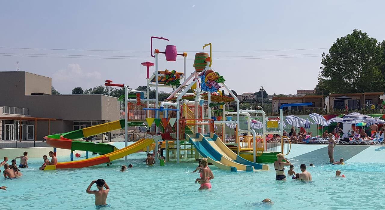 Foto 10 von 40: Feriendorf Cisano San Vito Zimmer Perla für 4 Personen