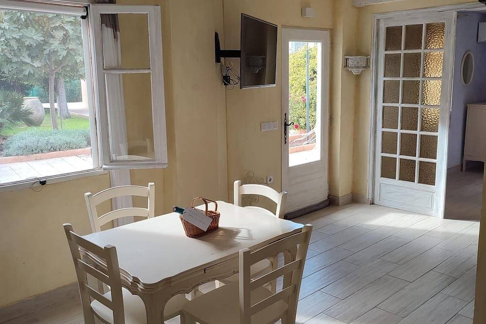 Foto 10 von 11: Bastide provenzal in the county and 5 km from the beach