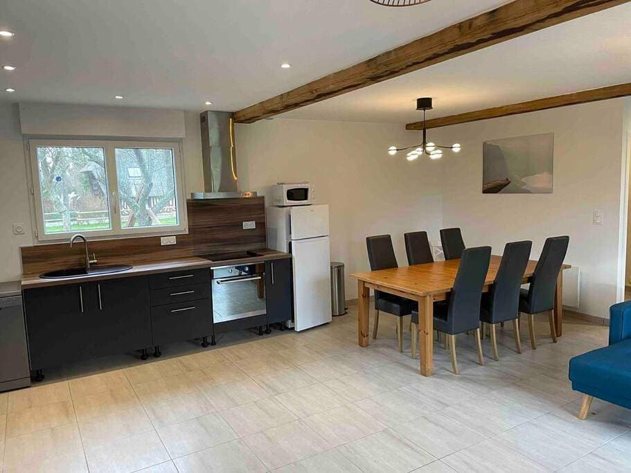 Foto 5 von 14: Three-Bedroom House