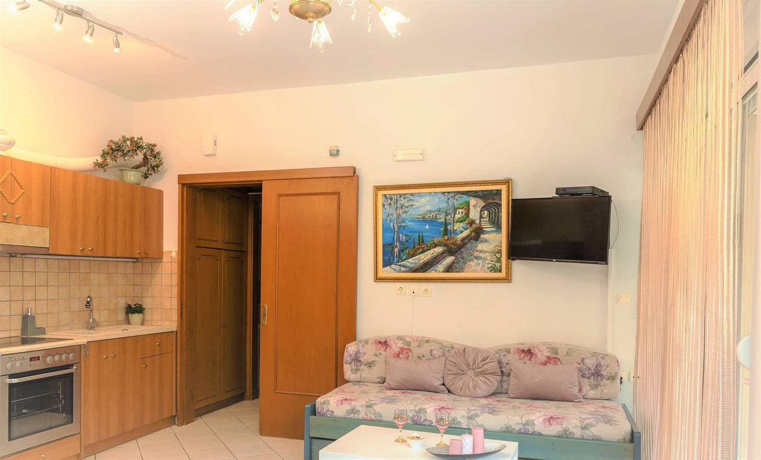 Foto 2 von 9: Ferienwohnung für 4 Personen mit Balkon