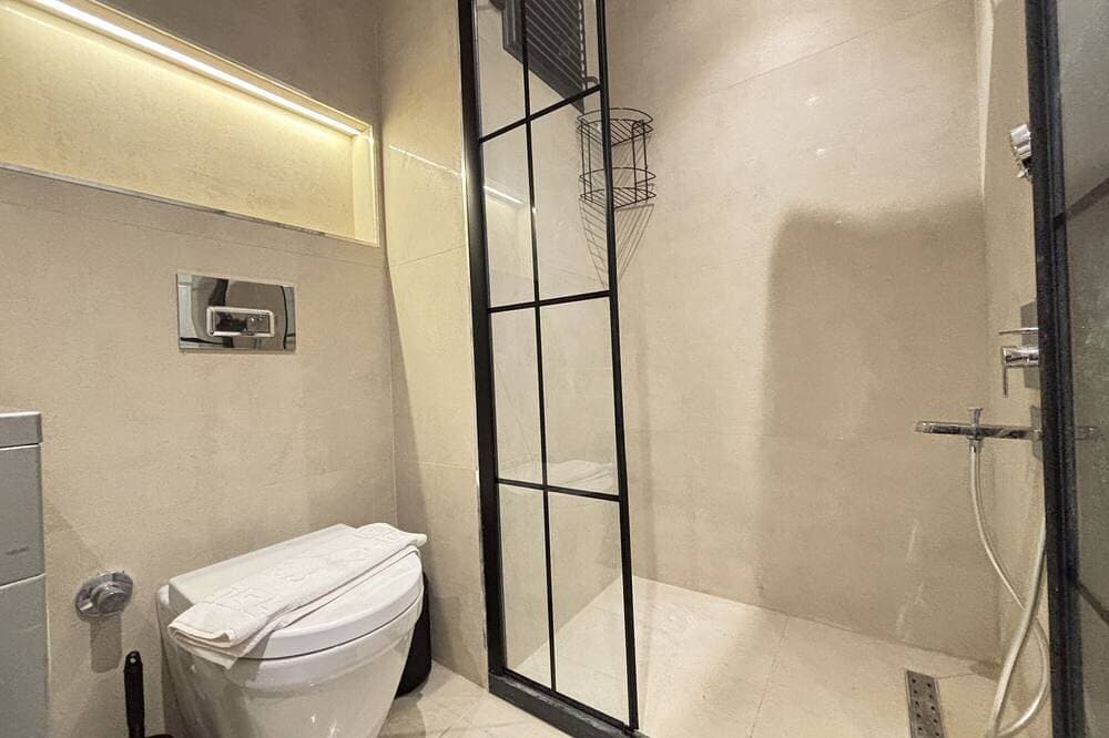 Foto 11 von 30: Chic & Cozy 2Br – Nişantaşı