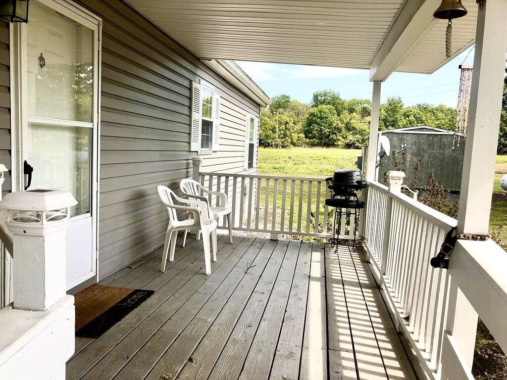 Foto 2 von 13: Finger Lakes Cottage