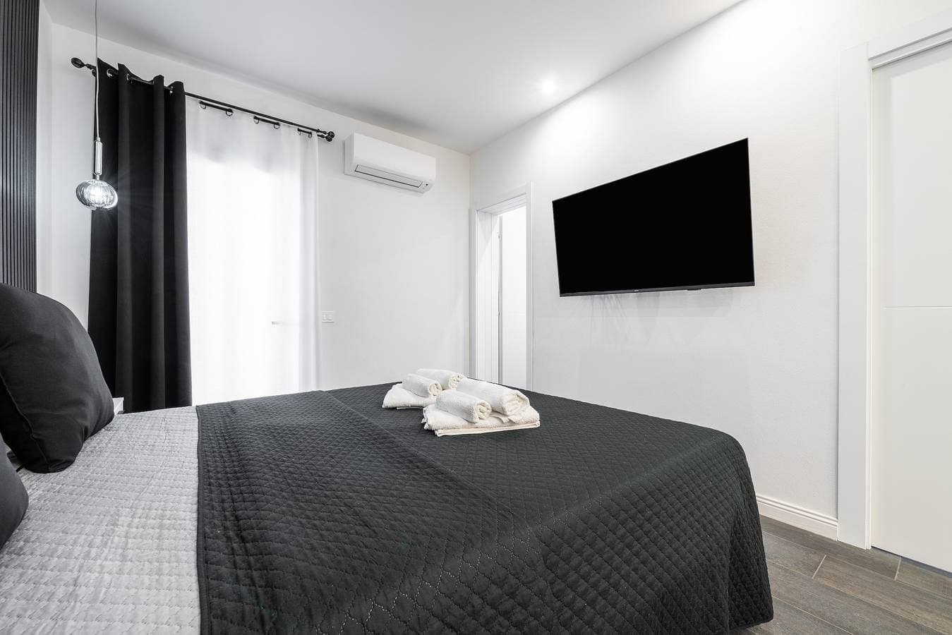 Foto 13 von 25: Apartment 'Black E White' mit WLAN und Klimaanlage