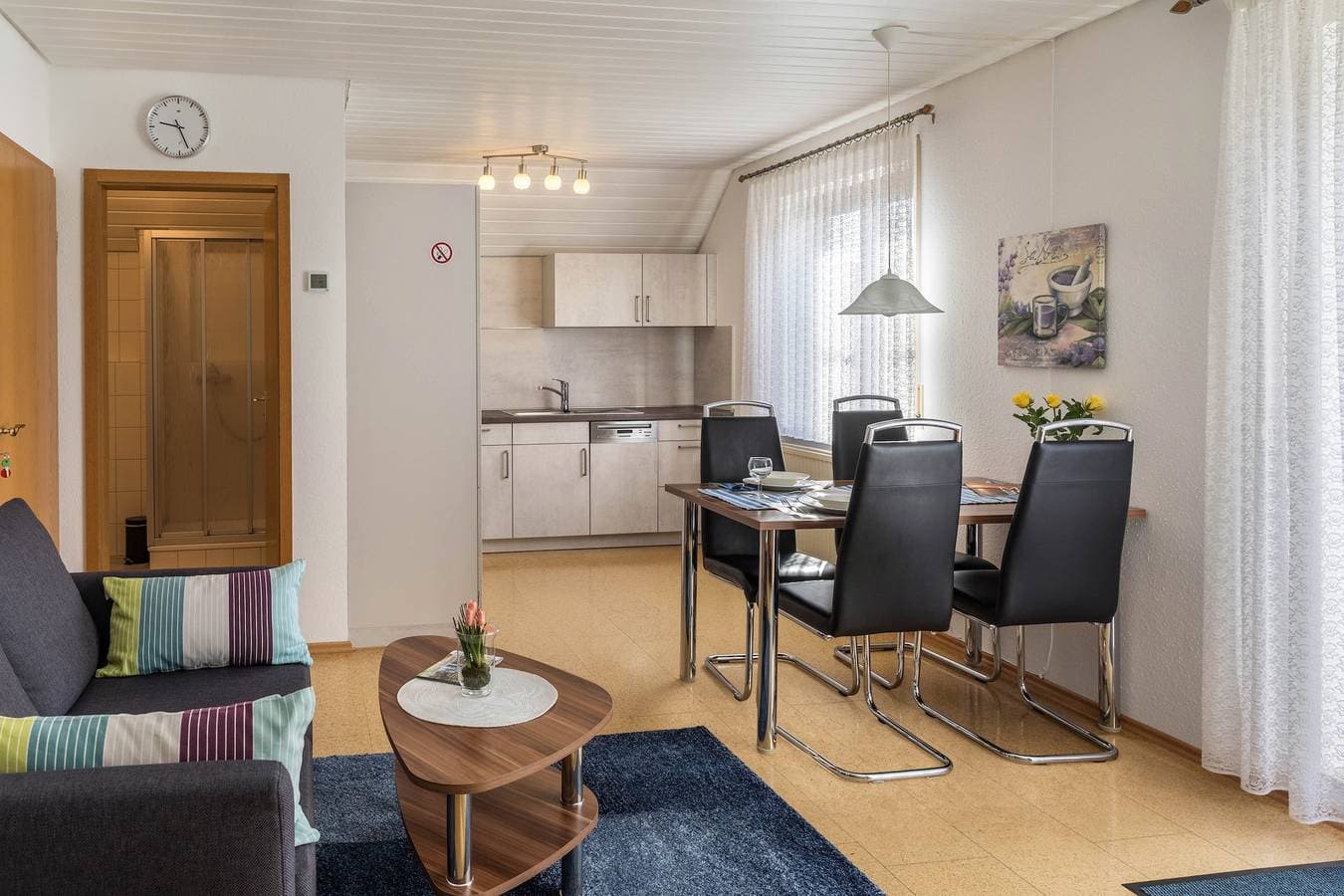 Foto 2 von 16: Gemütliche Ferienwohnung "Baur Nr. 3" mit Wlan und Balkon. Parkplatz vorhanden
