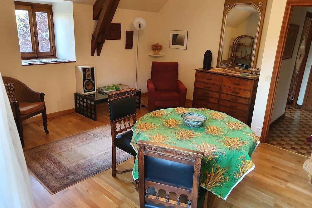 Foto 8 von 8: Geräumige, ruhige Wohnung. Quercy