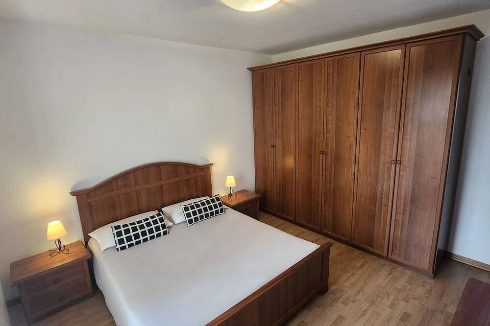 Foto 2 von 30: Geräumiges Apartment mit überdachtem Parkplatz, 100 m vom Strand entfernt