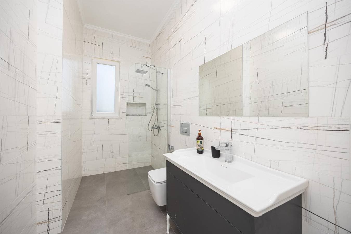 Foto 13 von 25: Villa für 8 Personen mit Garten