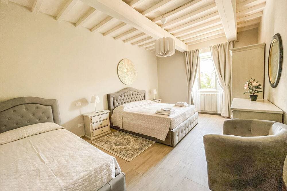 Foto 4 von 30: Villa with garden, private pool and air conditioning. Panoramic views!!