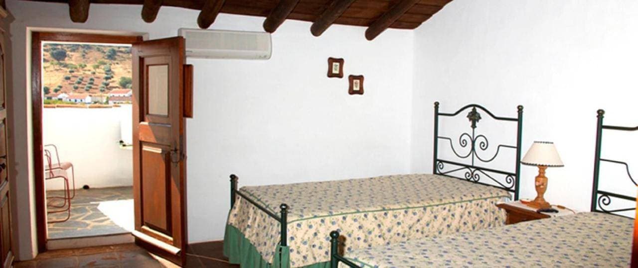 Foto 9 von 15: Twin Room
