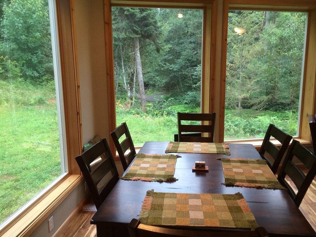 Foto 4 von 25: Einzigartiges Haus in Willard, Wa. 40 Morgen, 50 Meter von Little White Salmon River