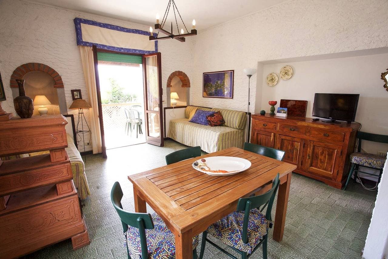 Foto 8 von 18: Ferienwohnung für 5 Personen mit Terrasse