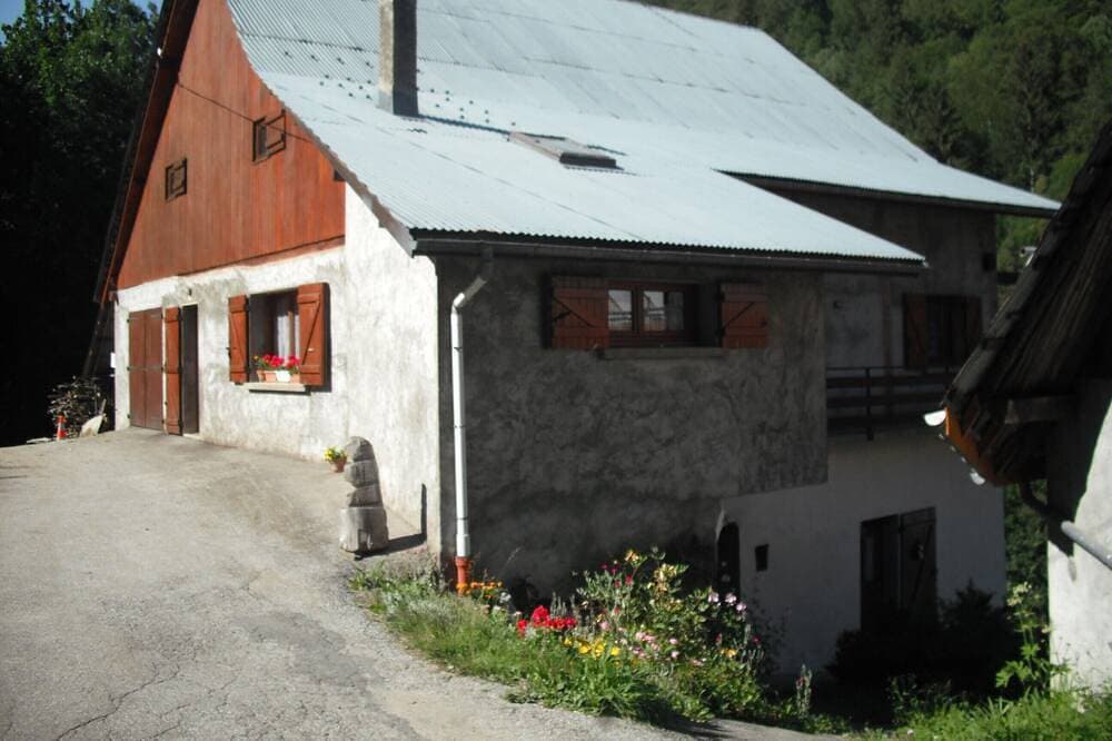 Foto 5 von 10: Allemont Chalet Olle 72 m2 Oisans Vaujany Alpe d'Huez 8 oder 16 couchag
