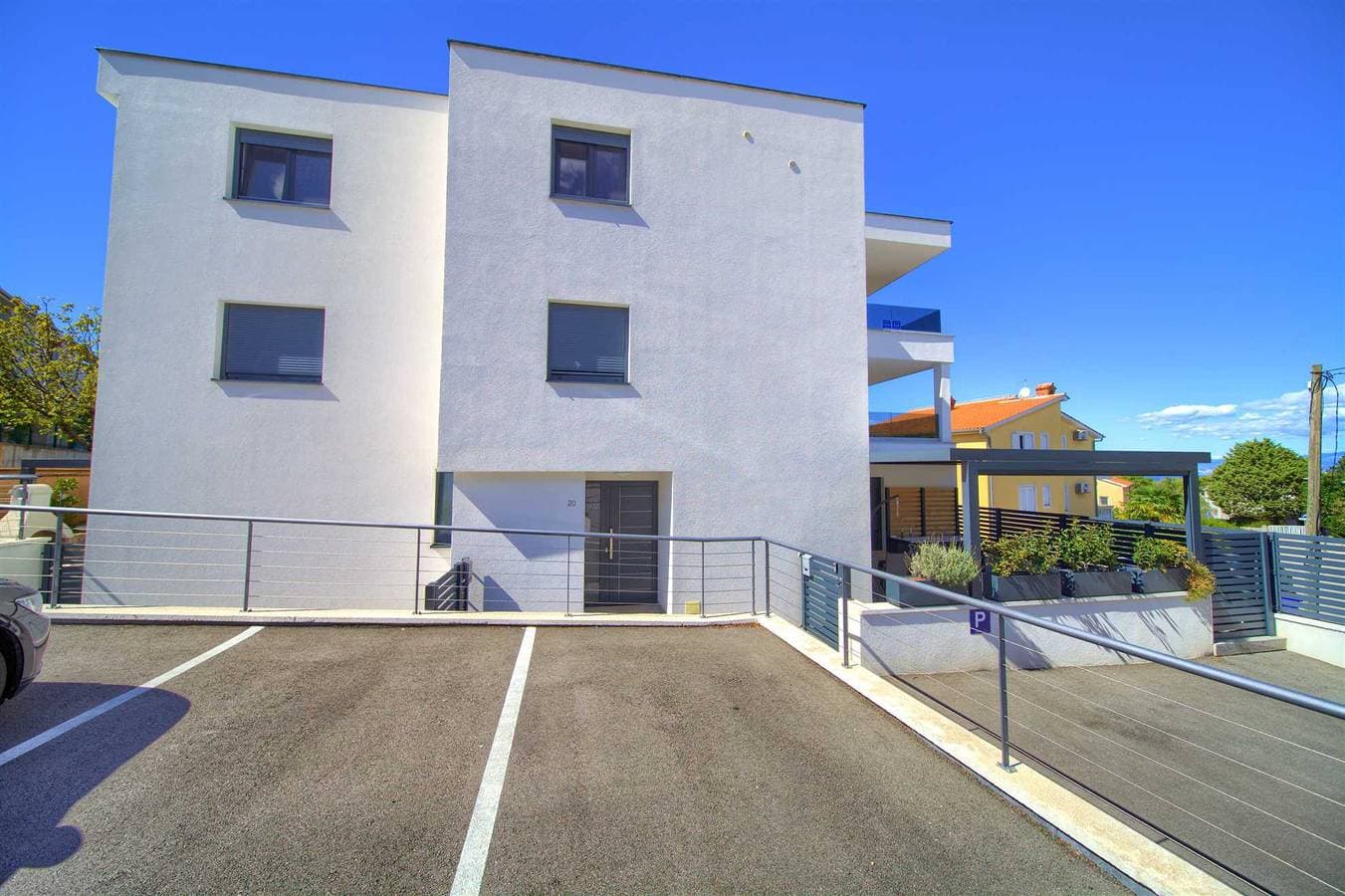 Foto 2 von 18: Ferienwohnung Nadica Deluxe 4