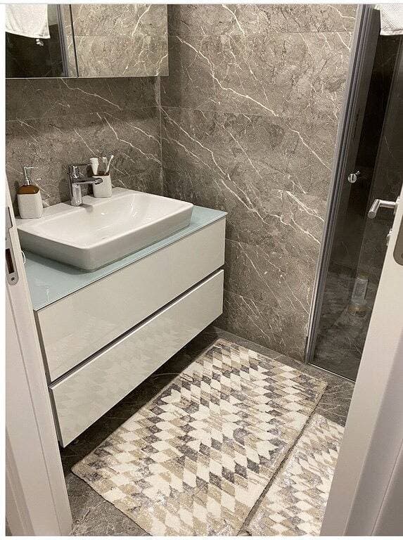 Foto 3 von 10: Ferienwohnung für 5 Personen mit Balkon