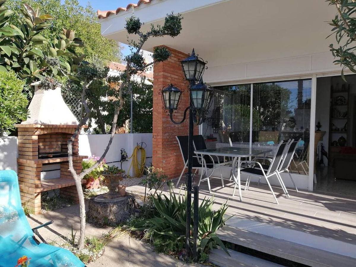 Foto 3 von 5: Three-Bedroom Holiday Home