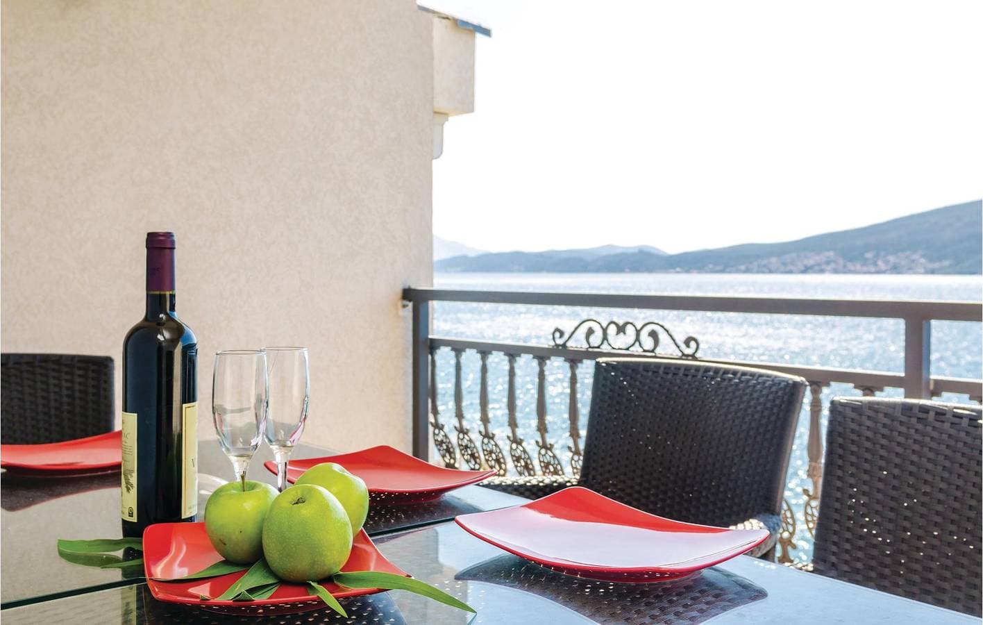 Foto 5 von 19: Ferienwohnung für 6 Personen mit Terrasse