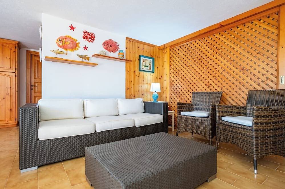 Foto 8 von 24: Casa Oleandro mit Garten, 100 mt von Strand entfernt, internet Wifi