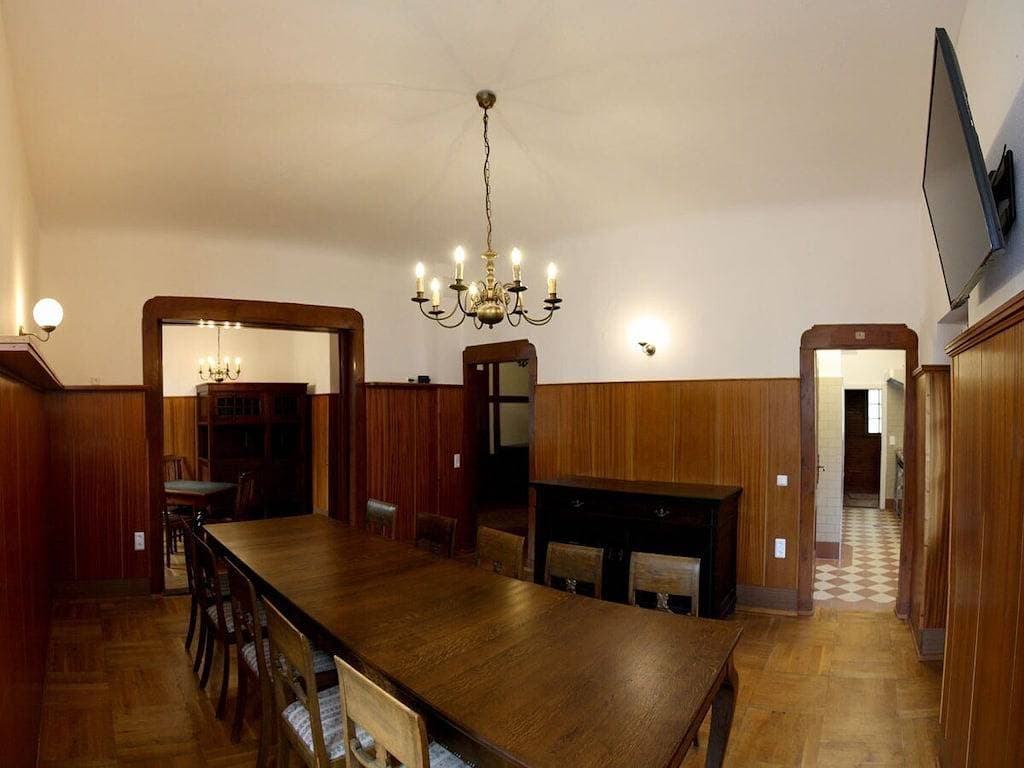 Foto 7 von 21: Villa in Schönbrunn mit Schwimmbecken