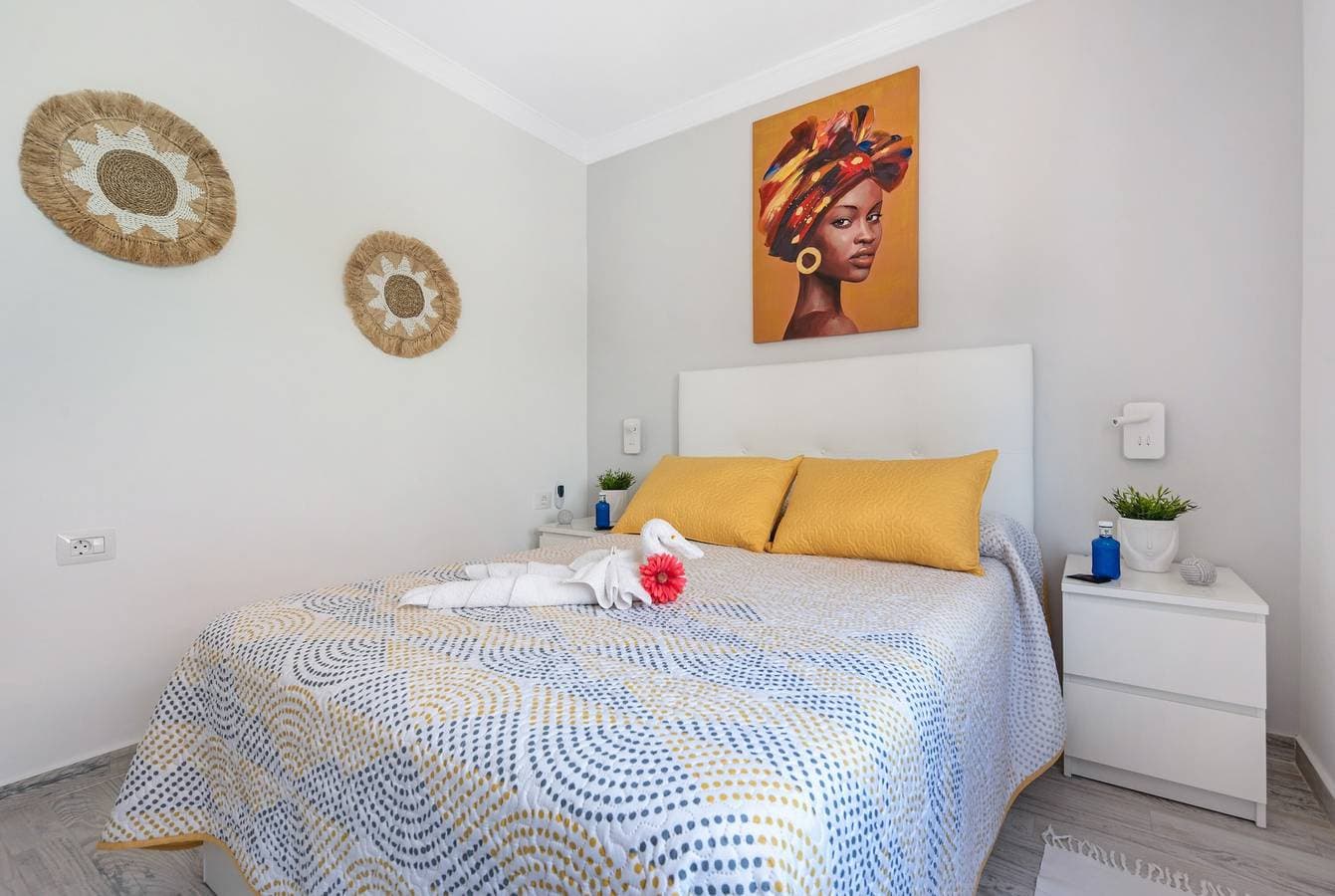 Foto 13 von 25: Charmante Ferienwohnung "Junto al Mar" mit Meerblick, Pool, WLAN & Terrasse
