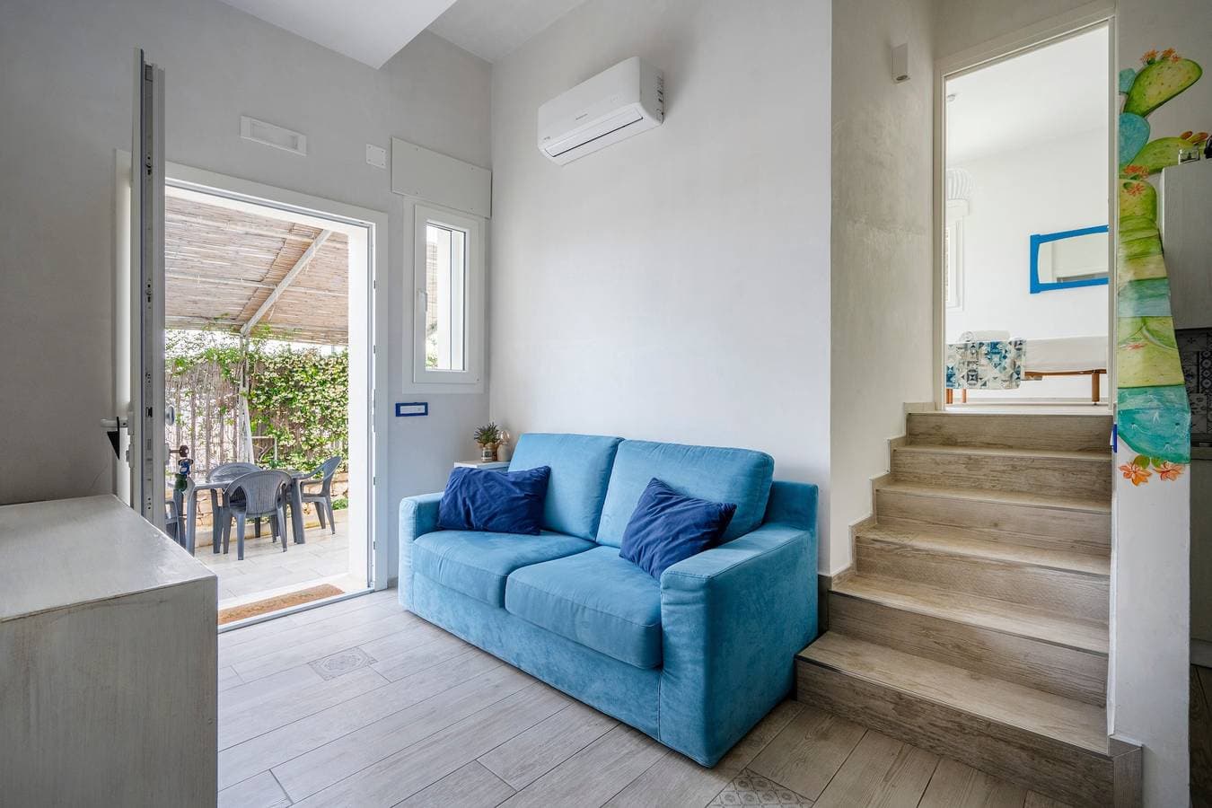Foto 9 von 20: Ferienwohnung "Gufo Di Mare - Celeste" mit Meerblick und privater Terrasse