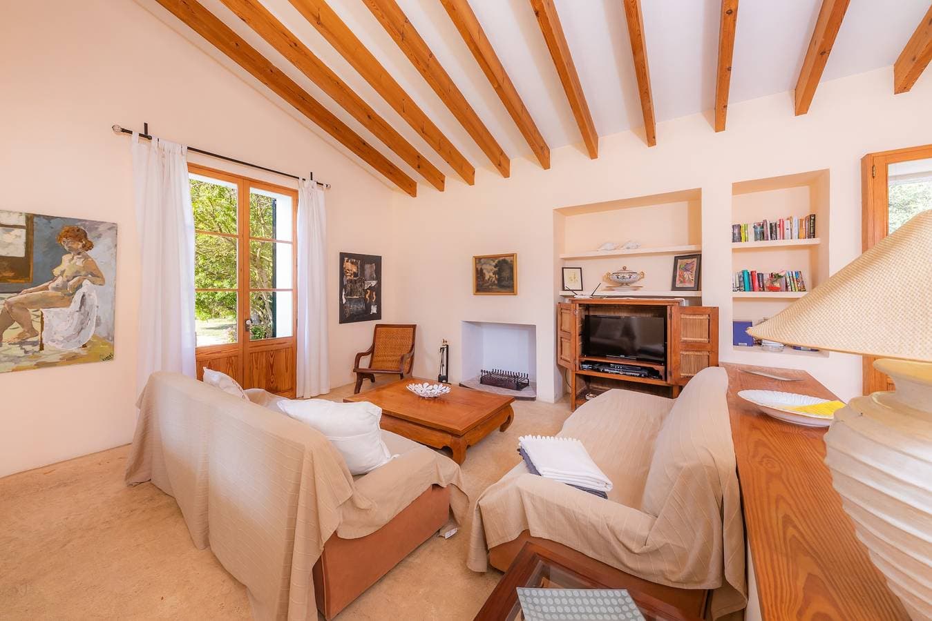 Foto 8 von 34: Traumhafte Finca mit WLAN, Pool, Garten, und Terrasse; Parkplätze vorhanden