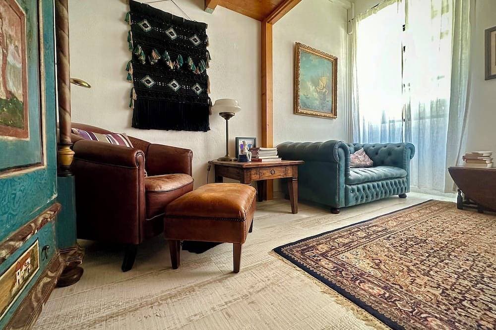 Foto 8 von 29: Where Style meets Comfort. Characteristic house in the authentic village Fuseta