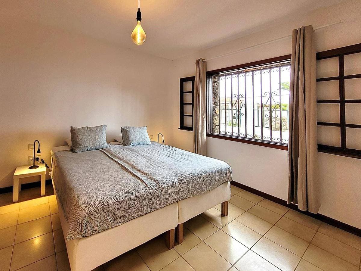 Foto 5 von 43: Two-Bedroom Apartment with Terrace