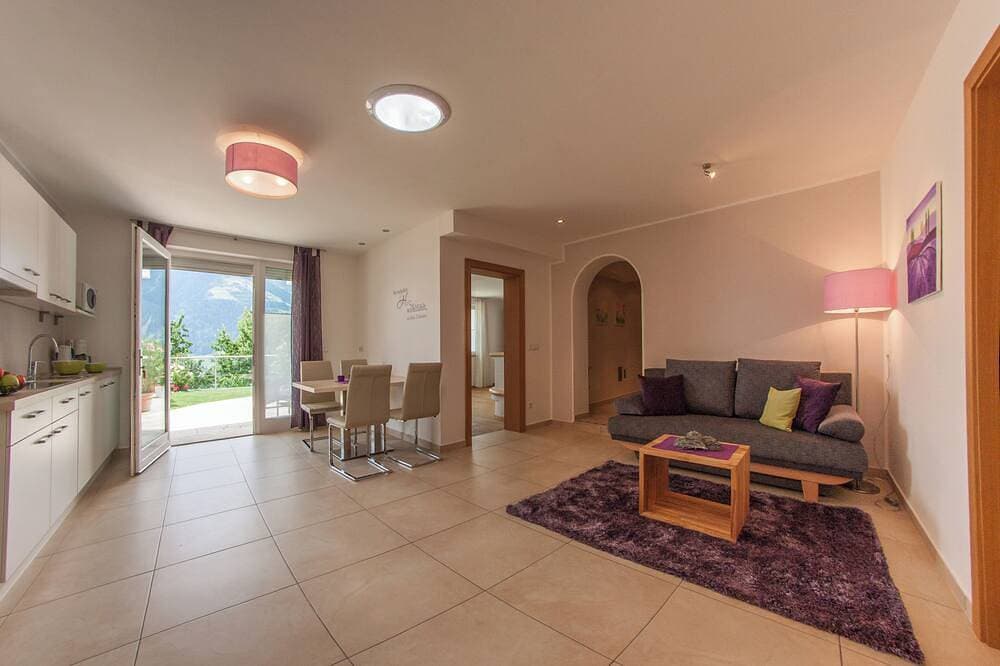 Superior Appartement mit Terrasse und wundervollem Panoramablick 1