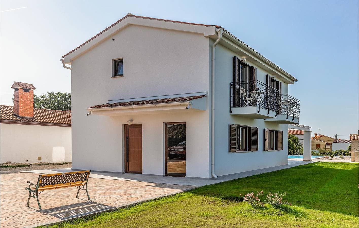 Gemütliche Ferienwohnung mit 1 Schlafzimmer, Terrasse, Pool und WLAN in der Nähe von Rebici 1