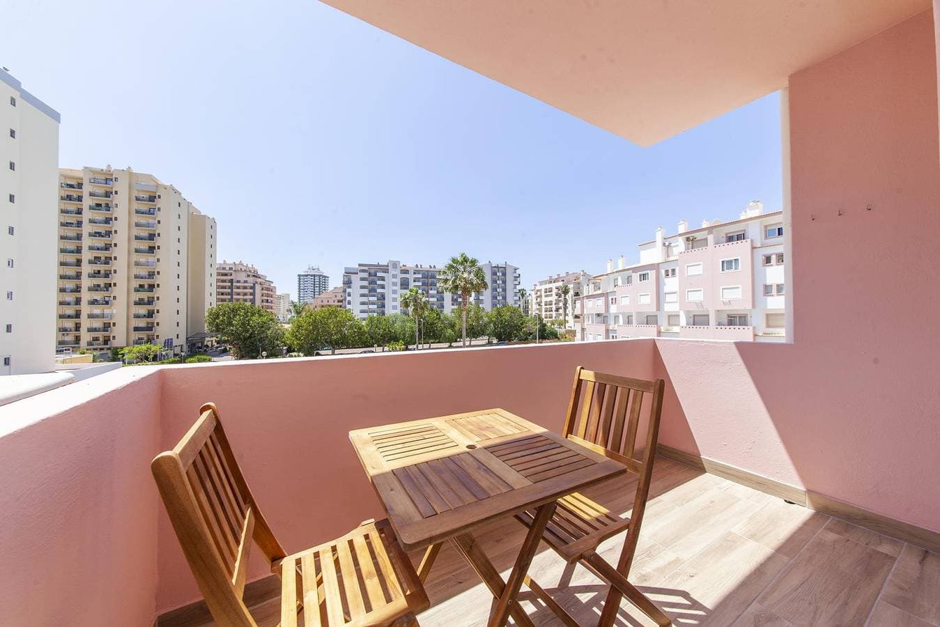 Foto 11 von 34: Ferienwohnung für 3 Personen mit Balkon