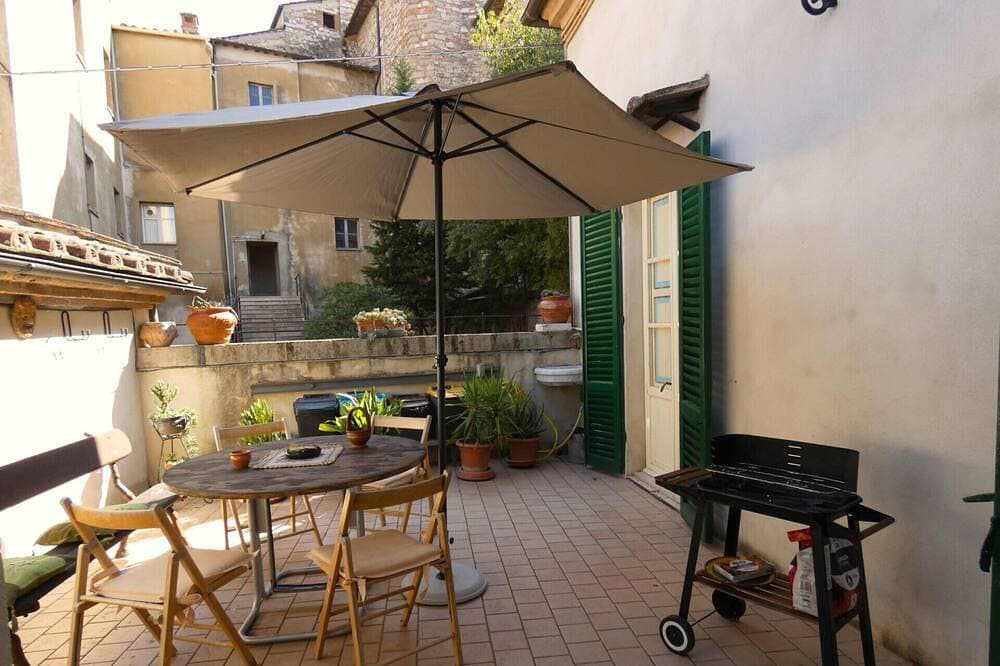 Scappo in Umbria, la casa del duomo 1