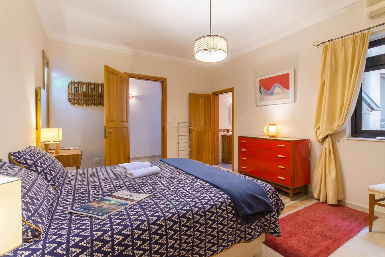 Foto 6 von 33: A Magnificent Sunny Seafront Apart Sliema