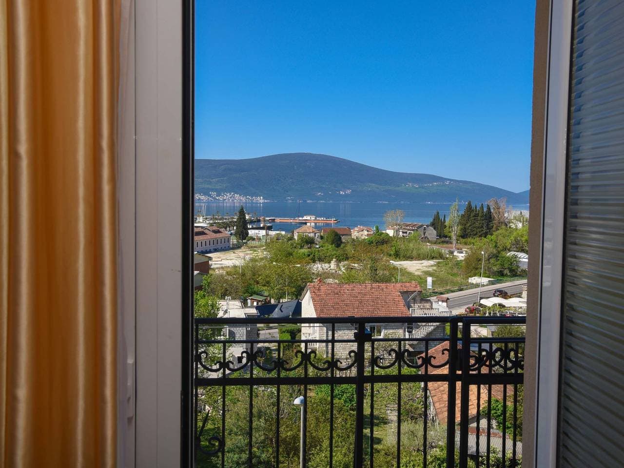 Foto 9 von 16: Wohnung "D und D Wohnungen Tivat"