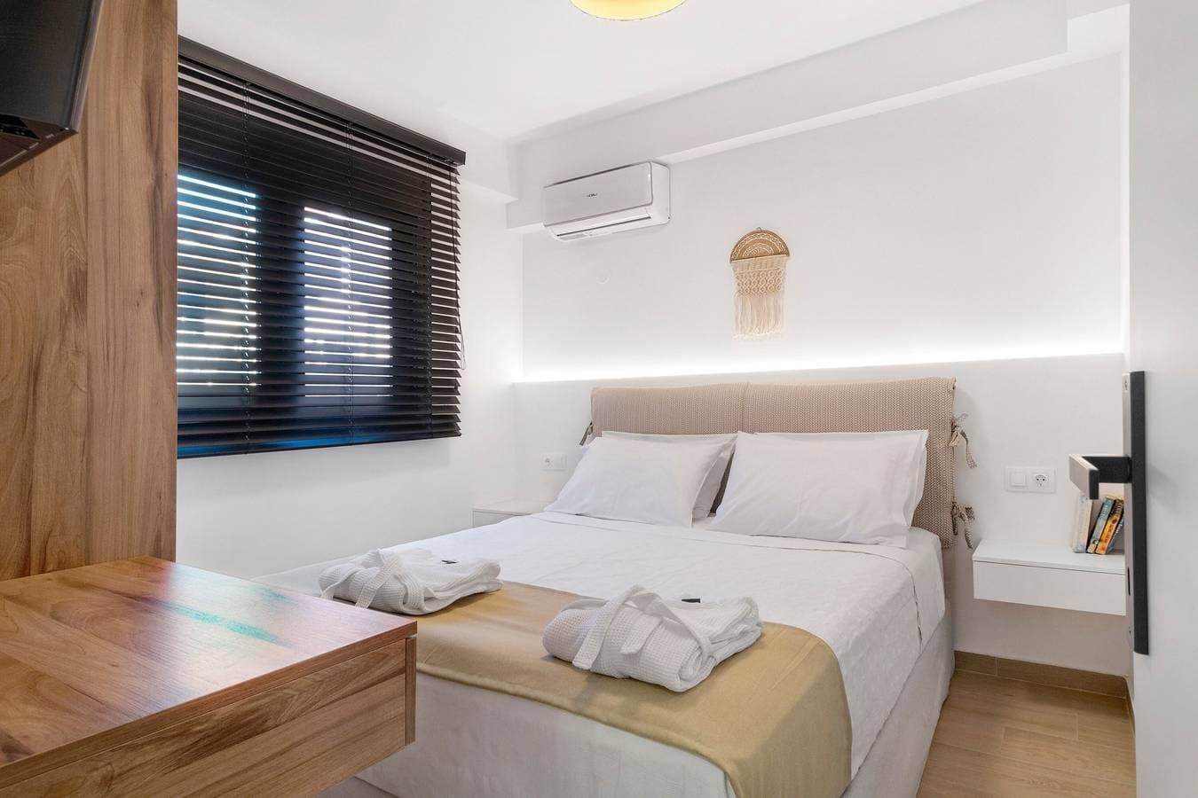 Foto 12 von 24: Ferienwohnung 'Mella Roa Emer' mit Meerblick, WLAN und Klimaanlage