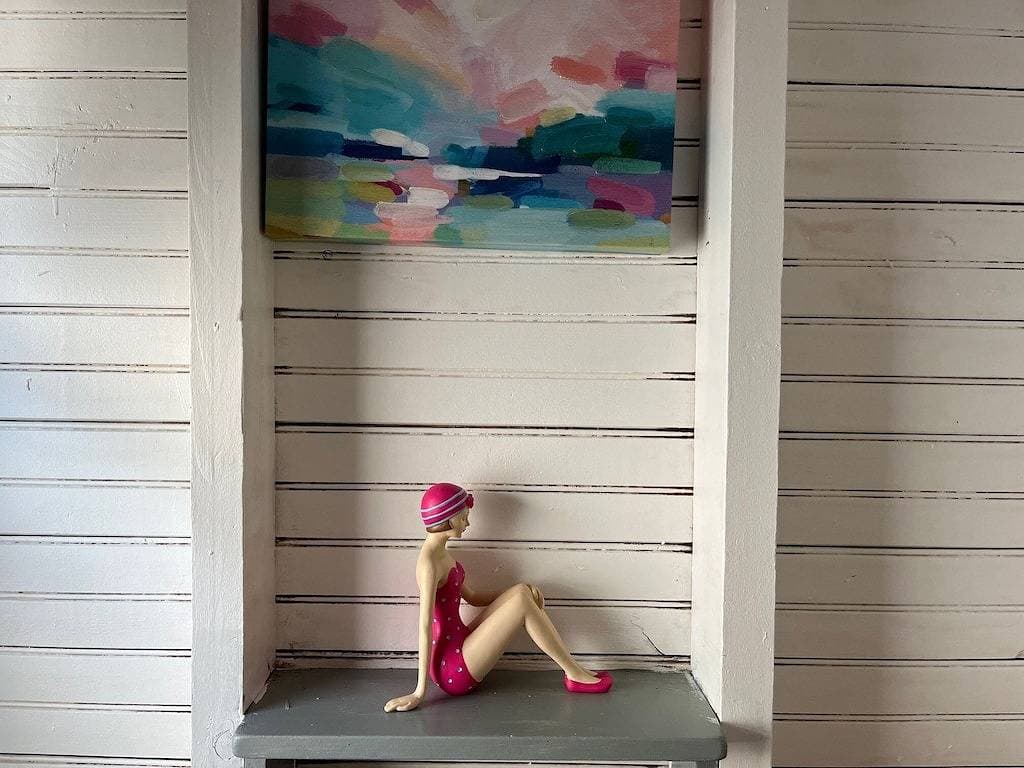 Foto 10 von 30: Tiny home steps from the beach.