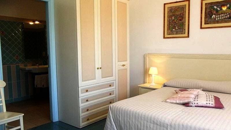 Foto 3 von 6: Deluxe Double Room with Balcony and Sea View