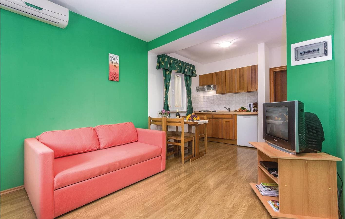 Foto 5 von 25: Modernes Apartment mit Terrasse, WLAN und Parkplatz in der Nähe des Restaurants „Captain Morgan“