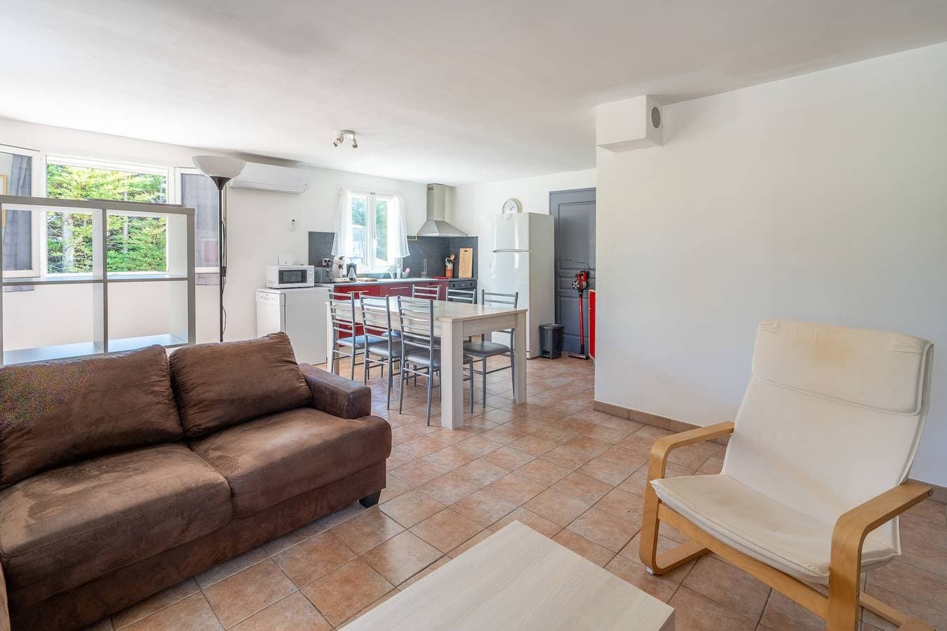 Foto 4 von 27: Ferienhaus 'La Durande' mit Gemeinschaftspool, WLAN und Klimaanlage